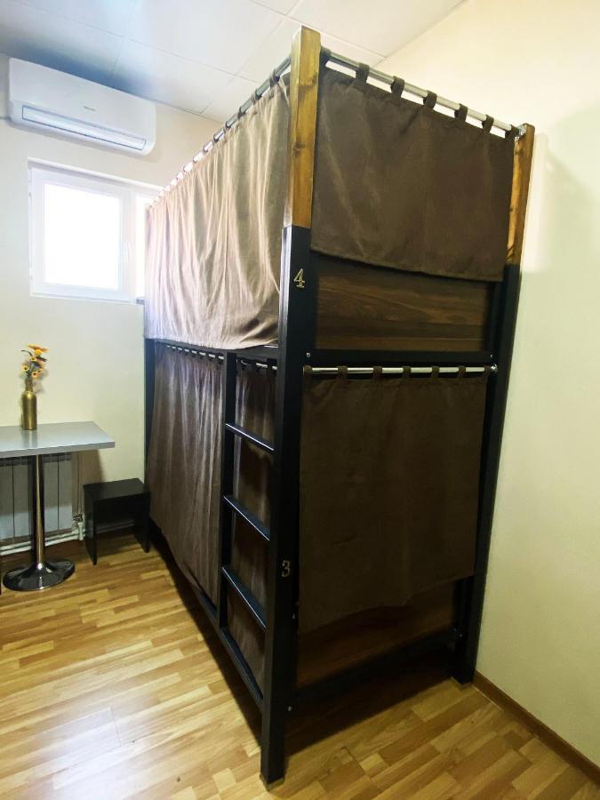 Domino Yerevan Hostel And Hotel Bagian luar foto